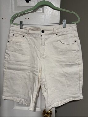 Universal Standard White Bae Jean Shorts